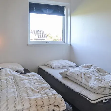 Five-bedroom Holiday In * Ansager