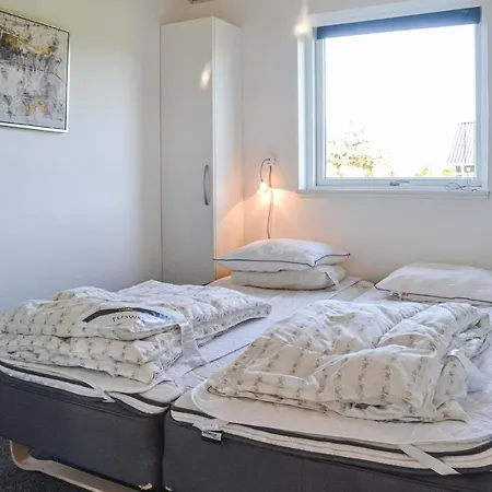Five-bedroom Holiday In *